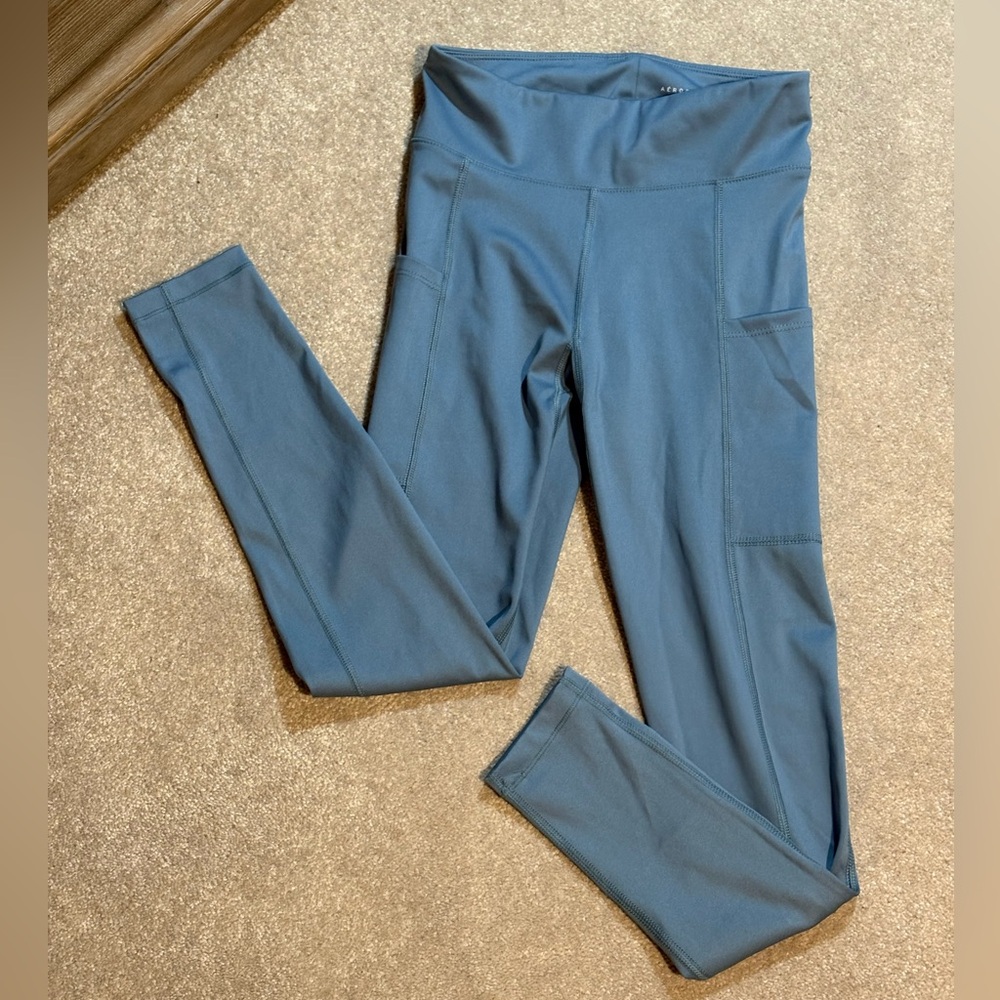 Aéropostale Women’s Blue Leggings with Pockets size Small